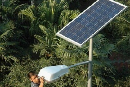 6米太阳能电池板和蓄电池配置计算公式